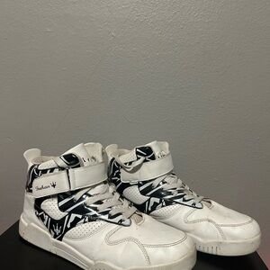 Jordan White Athletic Shoes with High-Top Design and Ankle Support